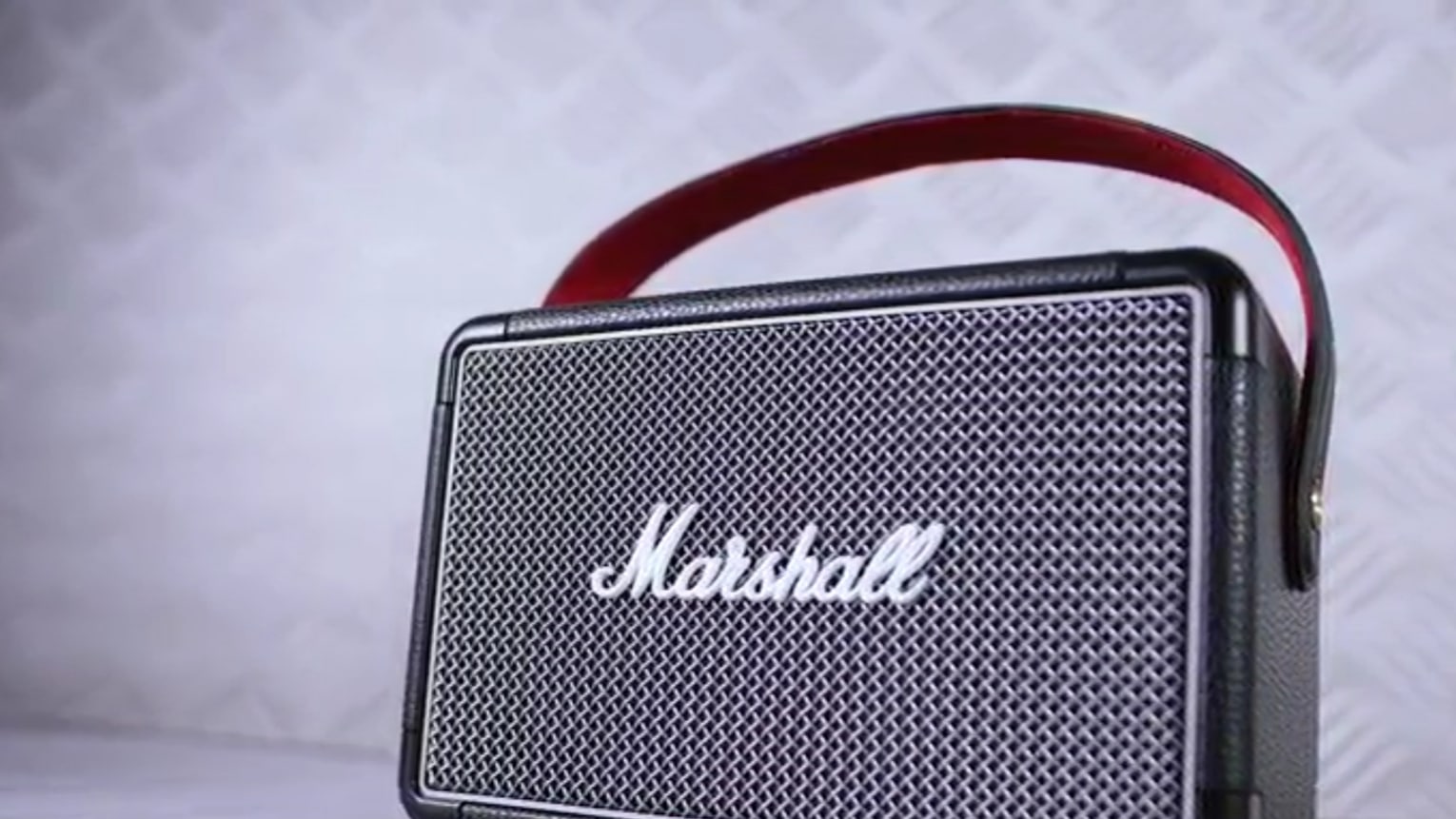 You are currently viewing Marshall Kilburn 2 Bluetooth Speaker Review with Specs