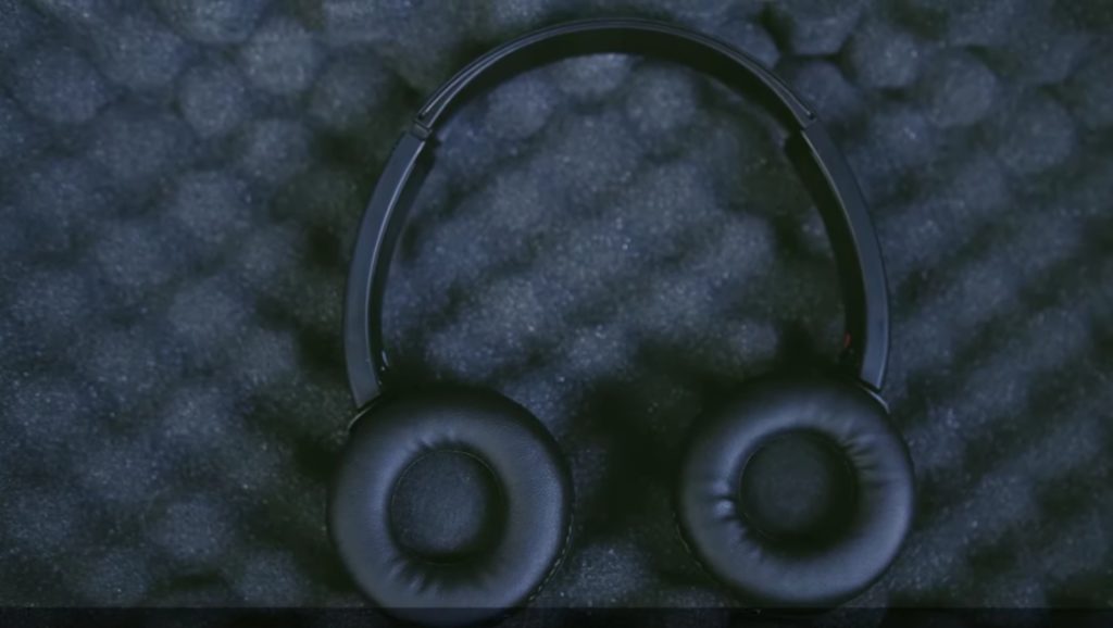 Sony WH-CH510 Headphones Review 2 Ear covers