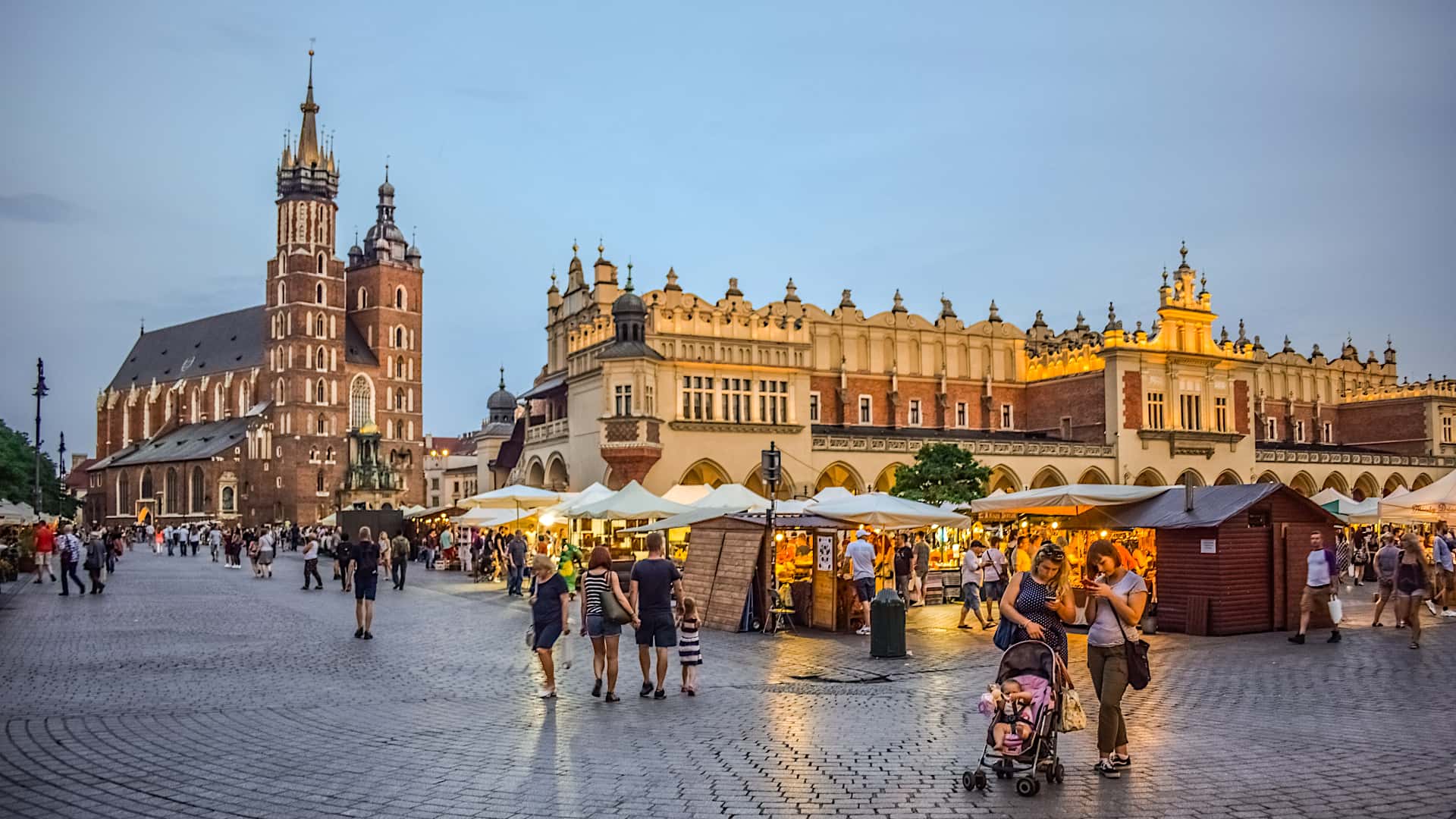 Top 5 New Year Vacation Destinations in Europe 2 Top 5 New Year Vacation Destinations in Europe 1